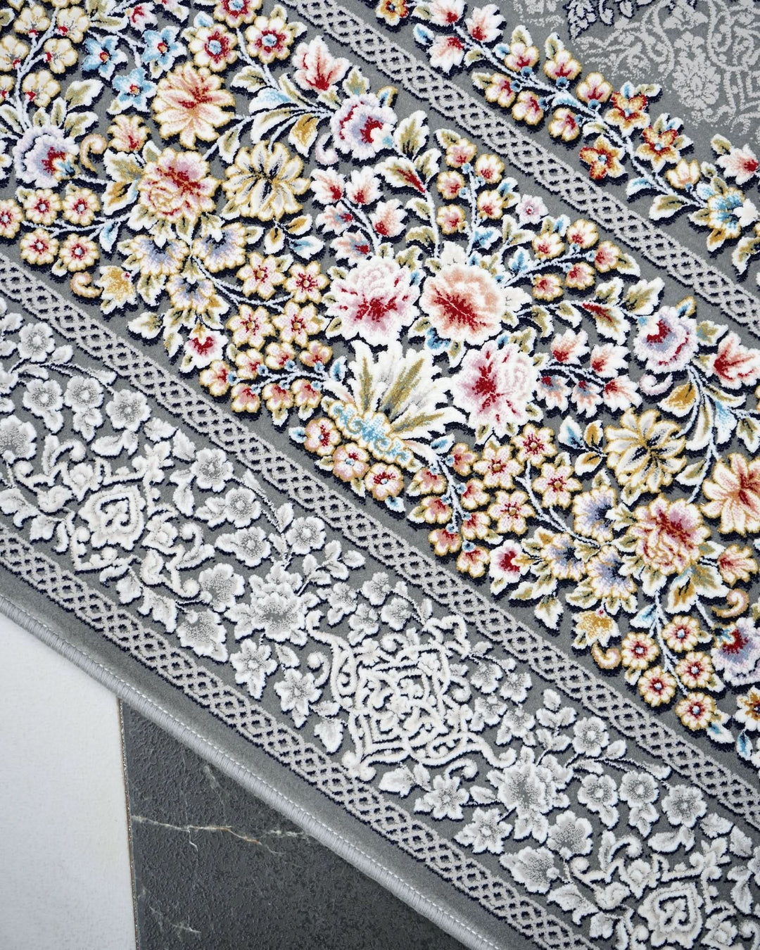 Luxe Persia Grey - beUNIQ - carpet - 200cm x 300cm - carpet online
