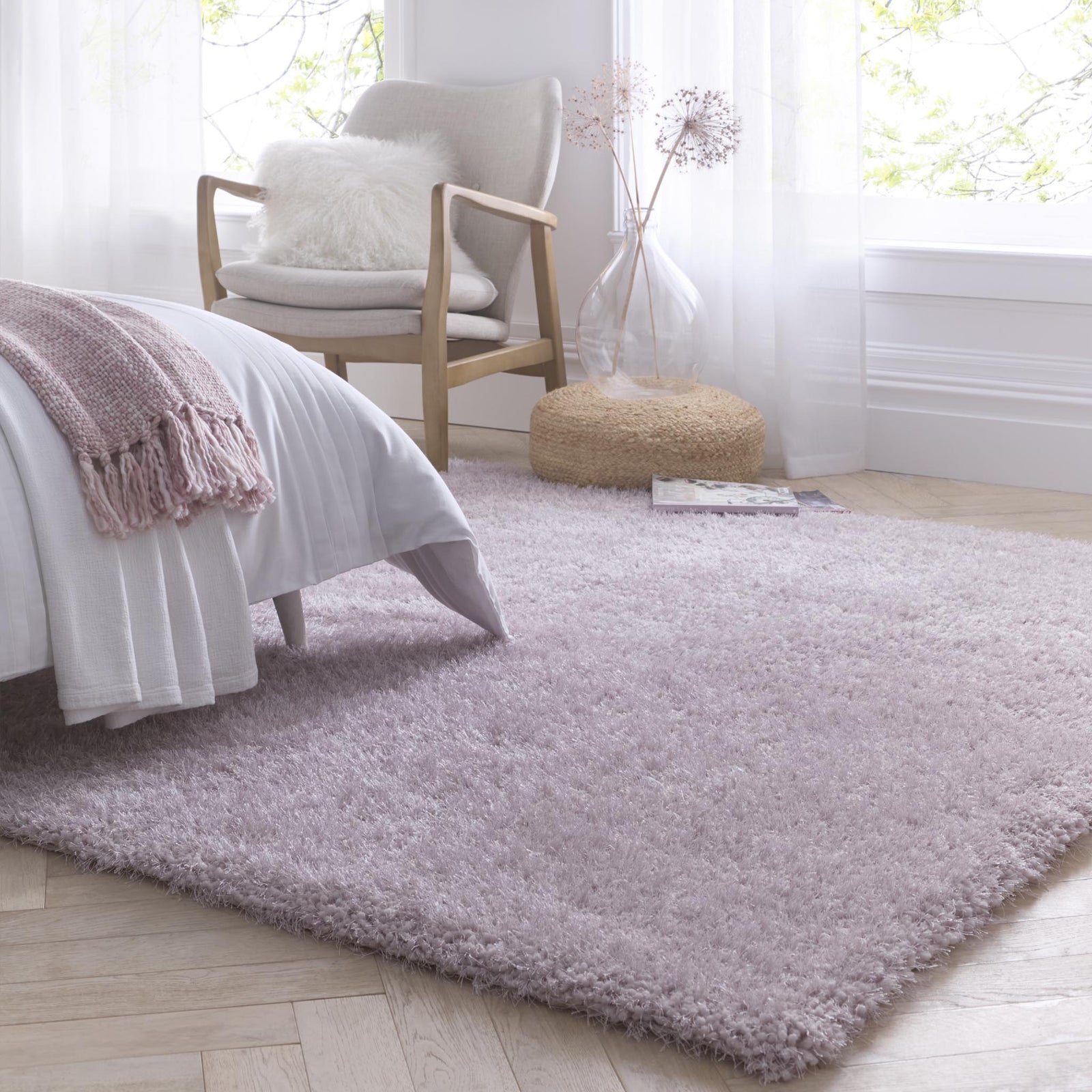https://cdn.shopify.com/s/files/1/0881/7731/2093/files/Chicago-Soft-Lilac-Rug-Lifestyle.jpg?v=1756915572