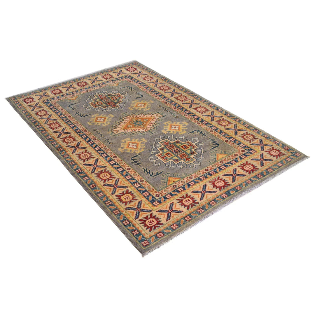 https://cdn.shopify.com/s/files/1/0943/6571/2719/files/Classic-Kazak-Oriental-Rug-Handmade-Wool-Carpet-with-Medallion-126-180-cm-Aladdinrugs-71419622981967.webp?v=1768185592