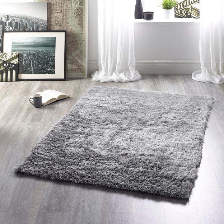 https://cdn.shopify.com/s/files/1/0881/7731/2093/files/Glamour-Shimmer-Silver-Rug-Lifestyle.jpg?v=1758719016
