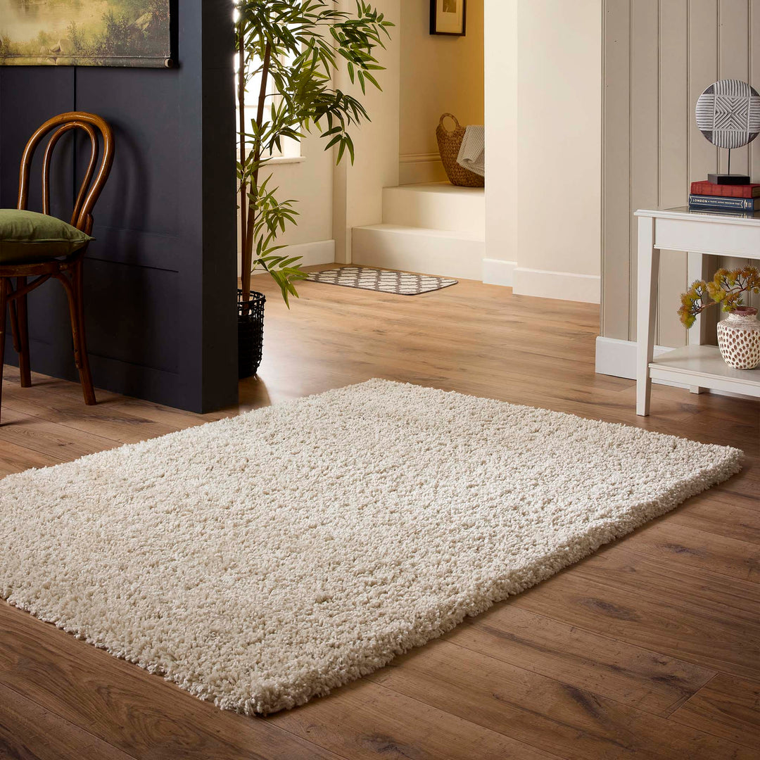 https://cdn.shopify.com/s/files/1/0881/7731/2093/files/Hadley-Cream-Rug-Lifestyle_01.jpg?v=1763030689