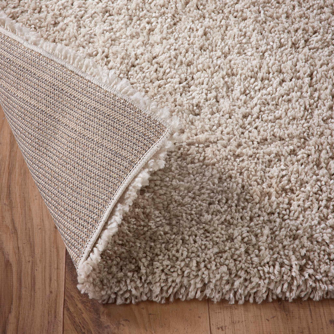 https://cdn.shopify.com/s/files/1/0881/7731/2093/files/Hadley-Cream-Rug-Runner-Detail_03.jpg?v=1763030689