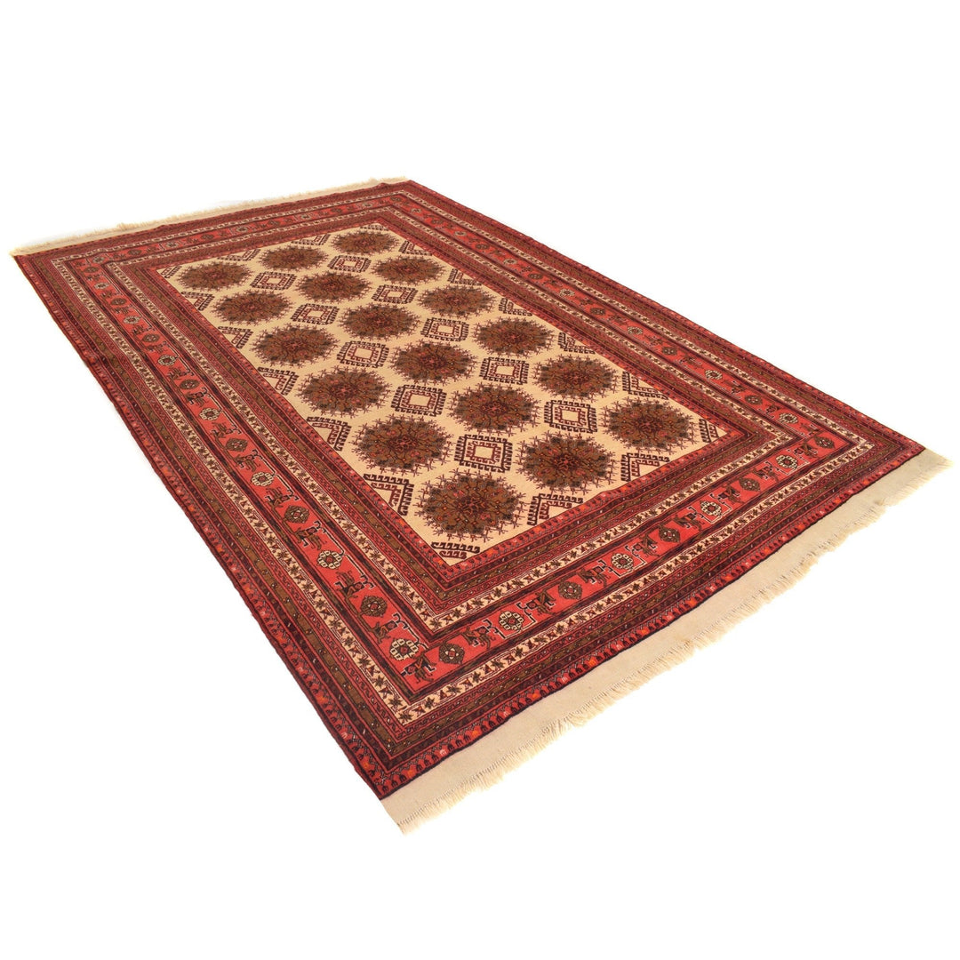 https://cdn.shopify.com/s/files/1/0943/6571/2719/files/Hand-Knotted-Bukhara-Wool-Rug-Elegant-Beige-Oriental-Design-205-293-cm-Aladdinrugs-71790937669967.jpg?v=1770671169