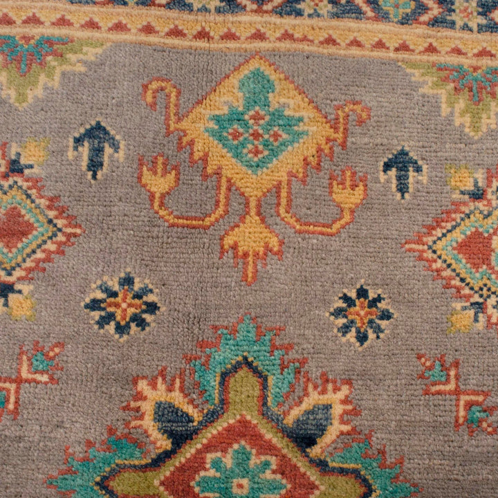 https://cdn.shopify.com/s/files/1/0943/6571/2719/files/Handmade-Oriental-Kazak-Rug-Wool-Area-Rug-122-173-cm-Aladdinrugs-71419586806095.jpg?v=1768185813
