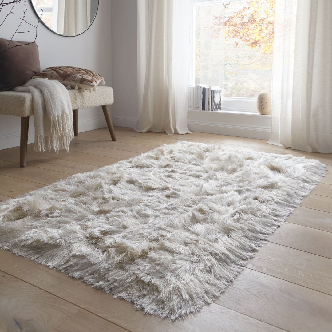 Origins Glamour Deluxe Ivory Shimmering Soft Pile Area Rug - beUNIQ - cream area rug - 120cm x 170cm - Created by Product Upload