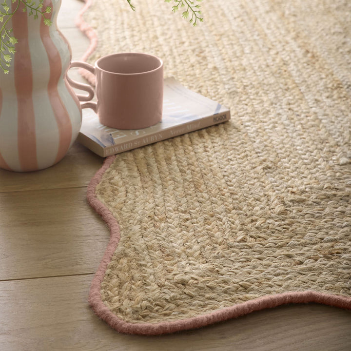 Origins Jute Scalloped Edge Rug Peach Wool Border - beUNIQ - Created by Product Upload - 67x200 - handwoven rug