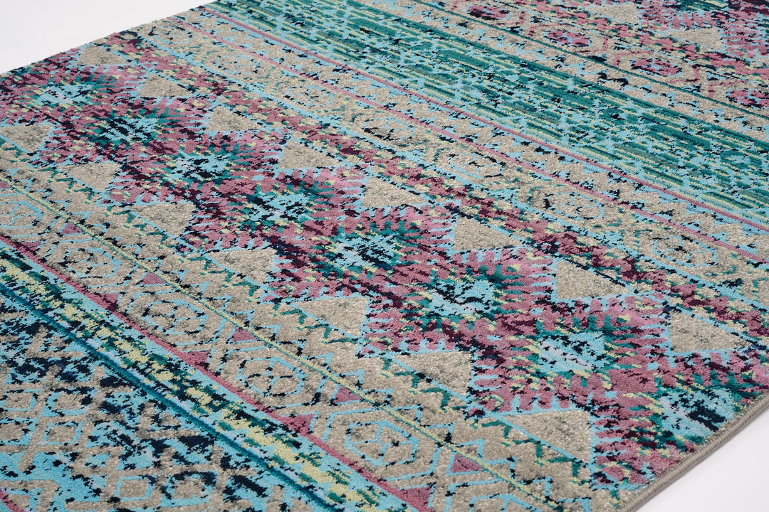 https://i0.wp.com/threadsandweave.com/wp-content/uploads/2024/06/Scarlet-Rugs-CH001-07.jpg?fit=2048%2C1365&amp;ssl=1
