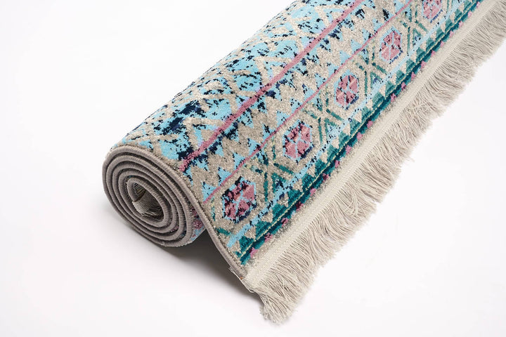 https://i0.wp.com/threadsandweave.com/wp-content/uploads/2024/06/Scarlet-Rugs-CH001-19.jpg?fit=2048%2C1365&amp;ssl=1