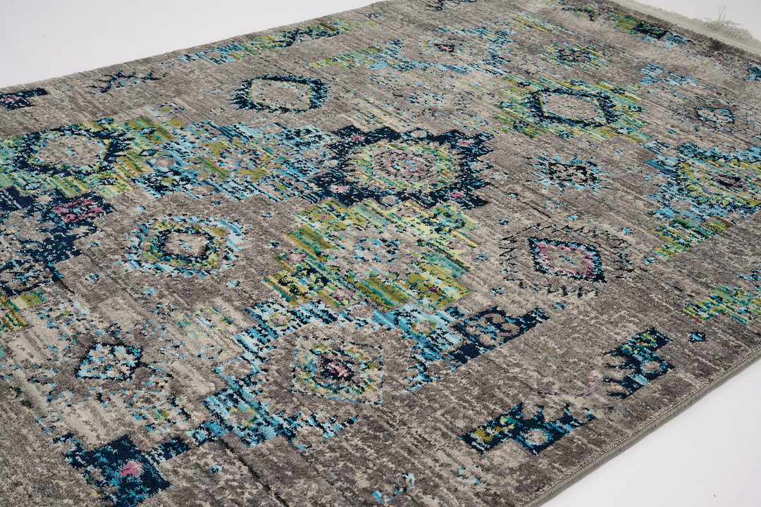 https://i0.wp.com/threadsandweave.com/wp-content/uploads/2024/06/Scarlet-Rugs-CH006-03.jpg?fit=2048%2C1365&amp;ssl=1