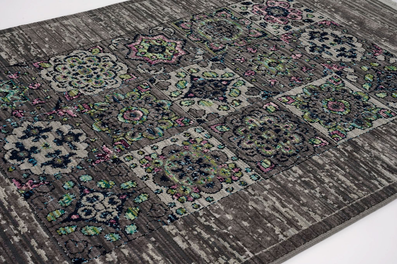Modern Faded Area Rug Stain Resistant - beUNIQ - bedroom rug - 100cm x 150cm - CH018 rug