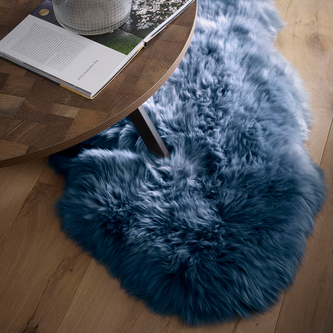 https://cdn.shopify.com/s/files/1/0881/7731/2093/files/Sheepskin-Rug-Navy-Double-Detail_01.jpg?v=1761565876