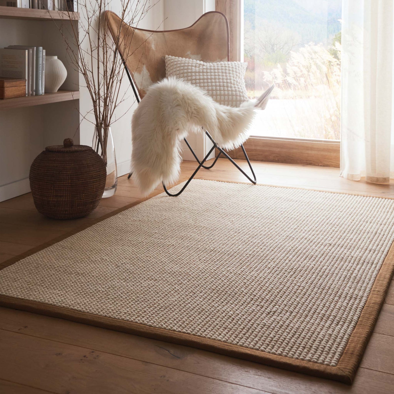 https://cdn.shopify.com/s/files/1/0881/7731/2093/files/Sisal-Boucle-Mocha-Lifestyle_01.jpg?v=1751976857