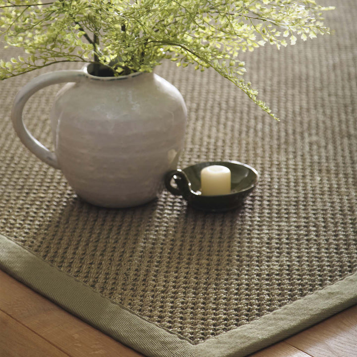 Origins Durable Sisal Sage Green Rug with Woven Border - beUNIQ - Bordered rug - 120x170 - Created by Product Upload