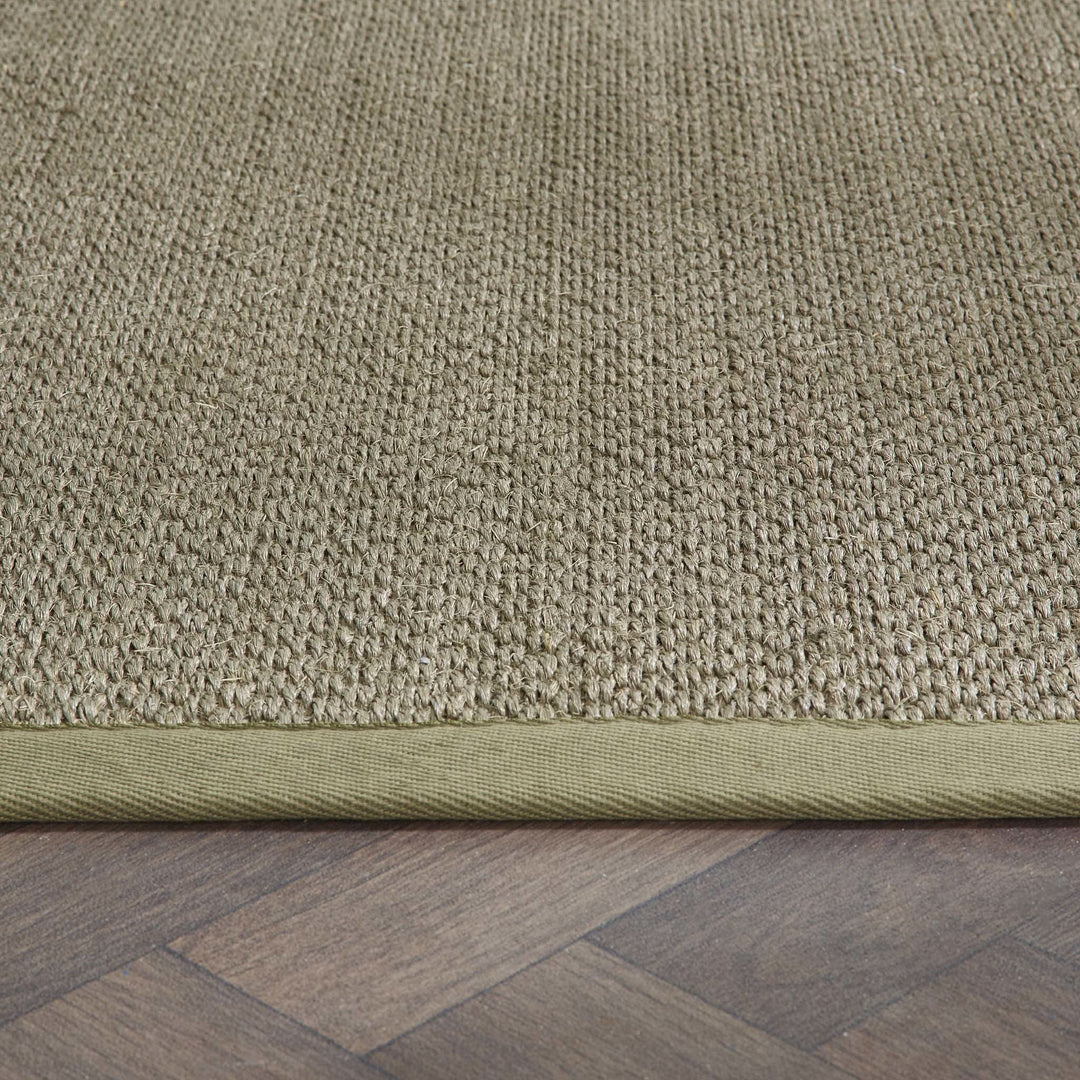 Origins Durable Sisal Sage Green Rug with Woven Border - beUNIQ - Bordered rug - 120x170 - Created by Product Upload