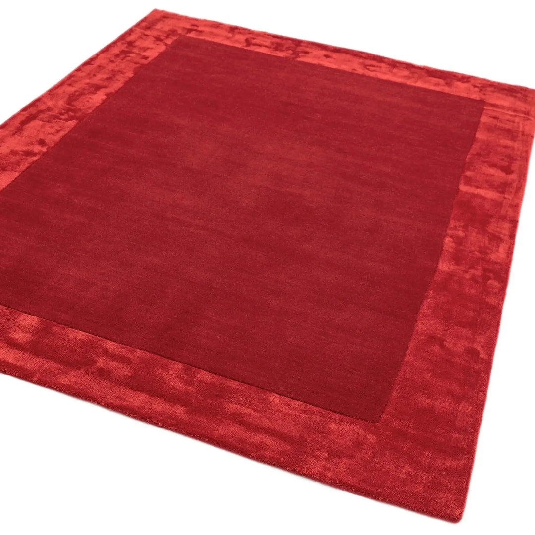 Ascot Red    beUNIQ