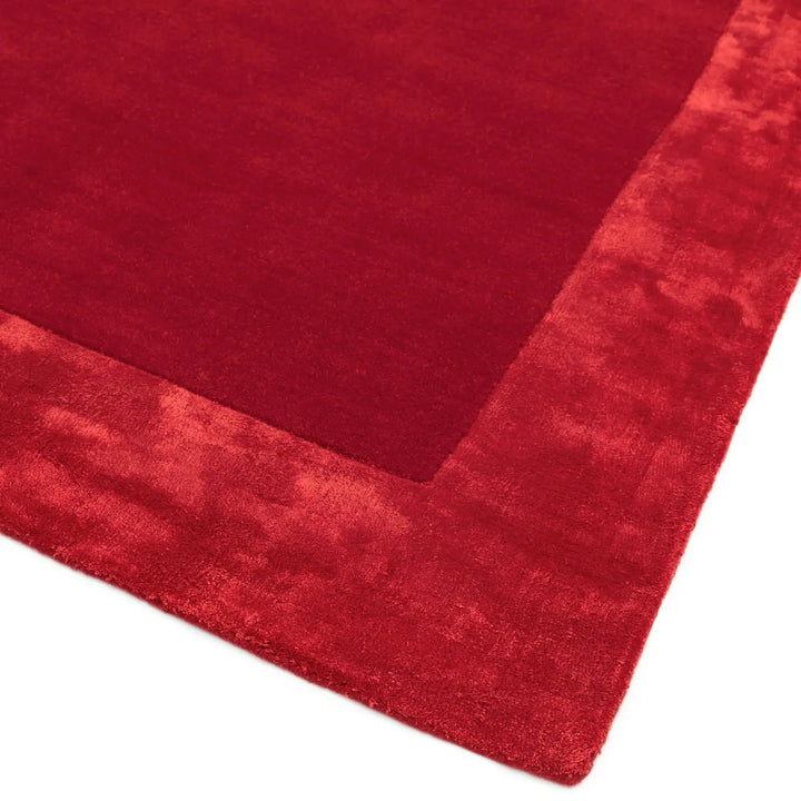 Ascot Red    beUNIQ