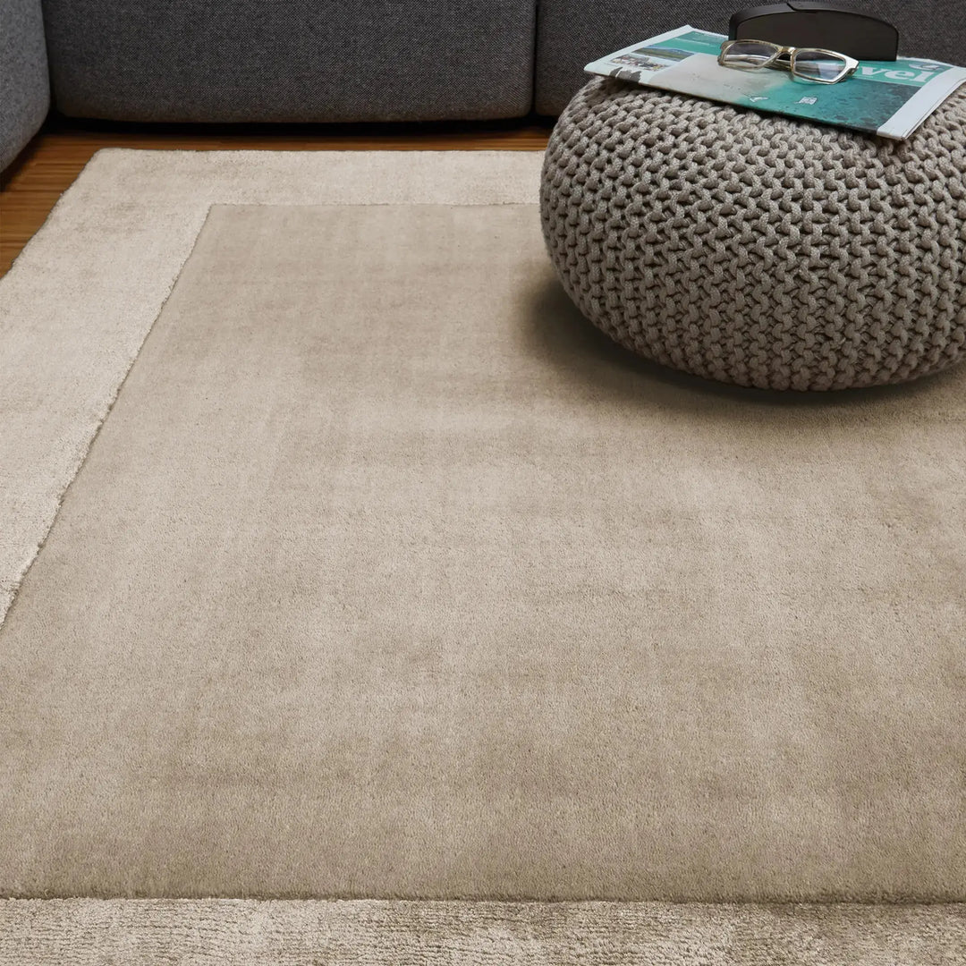 Ascot Sand    beUNIQ