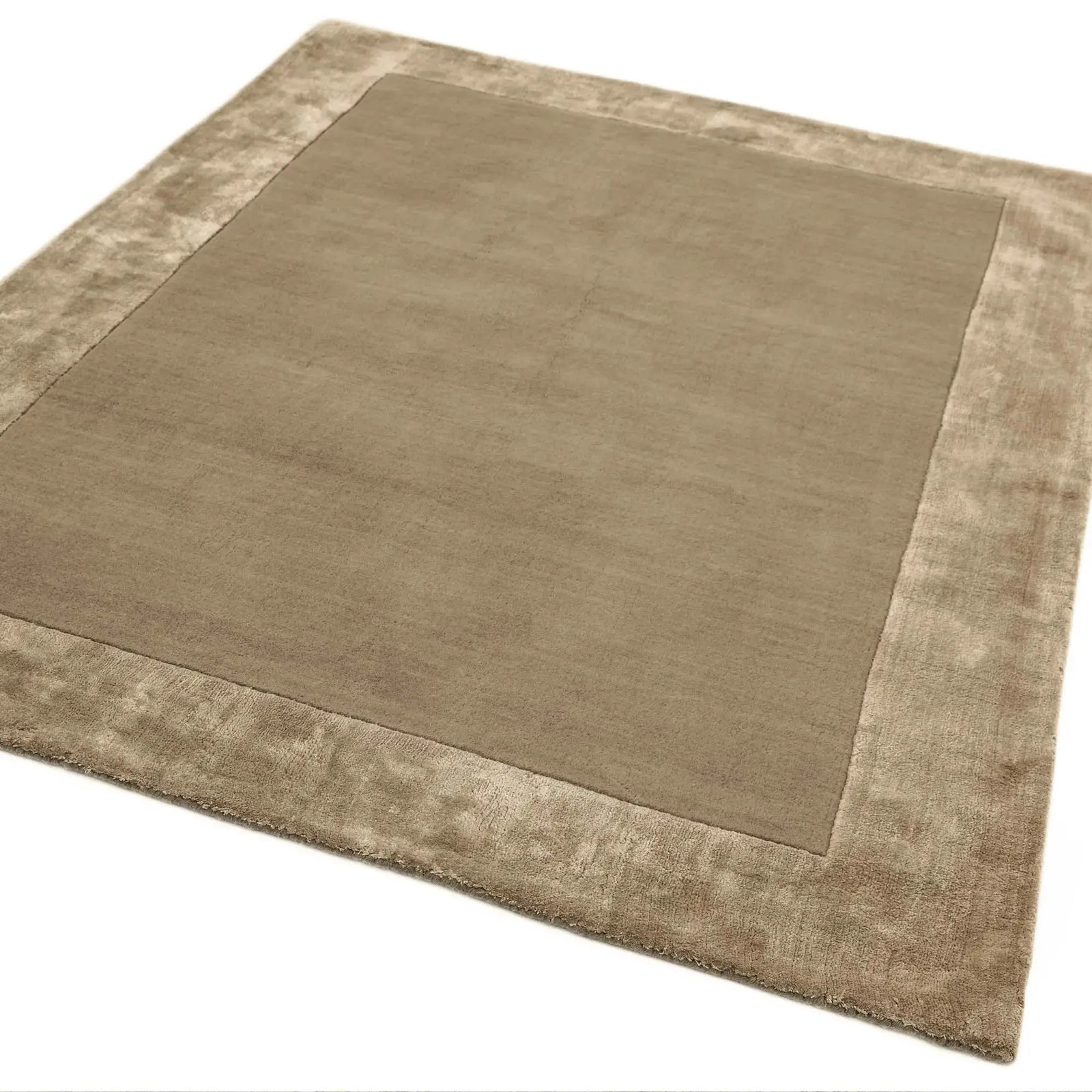 Ascot Taupe    beUNIQ