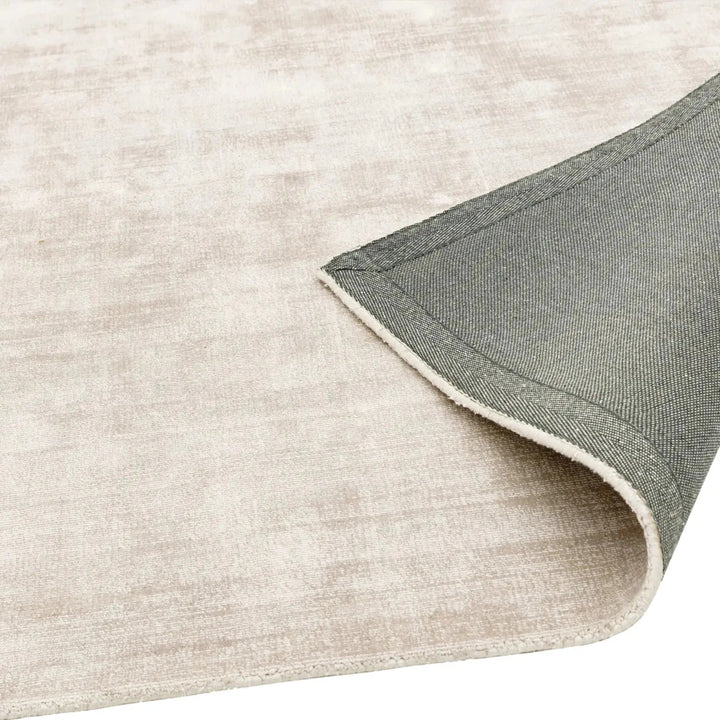 Blade - beUNIQ - asia1 - Putty -