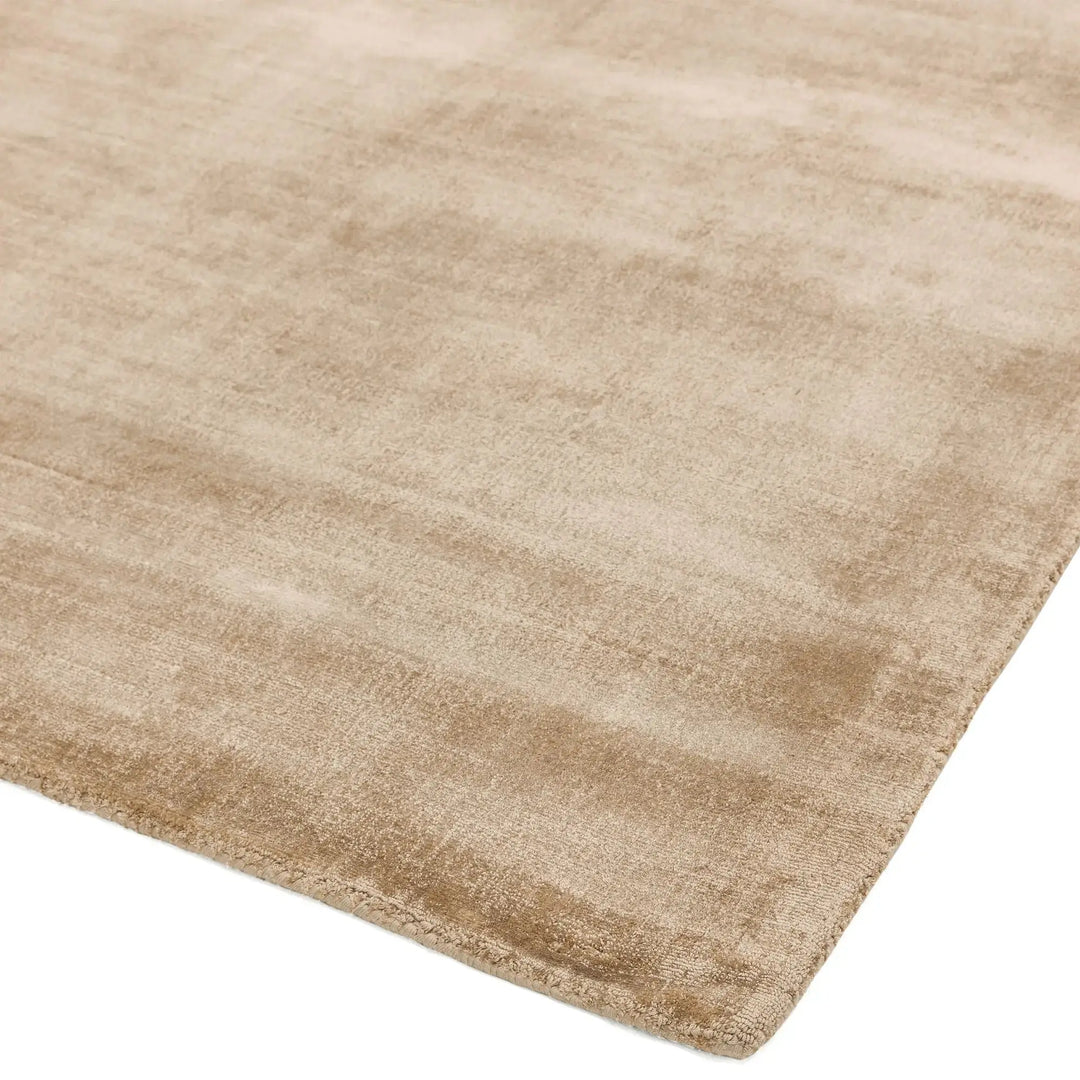 Blade Champagne    beUNIQ