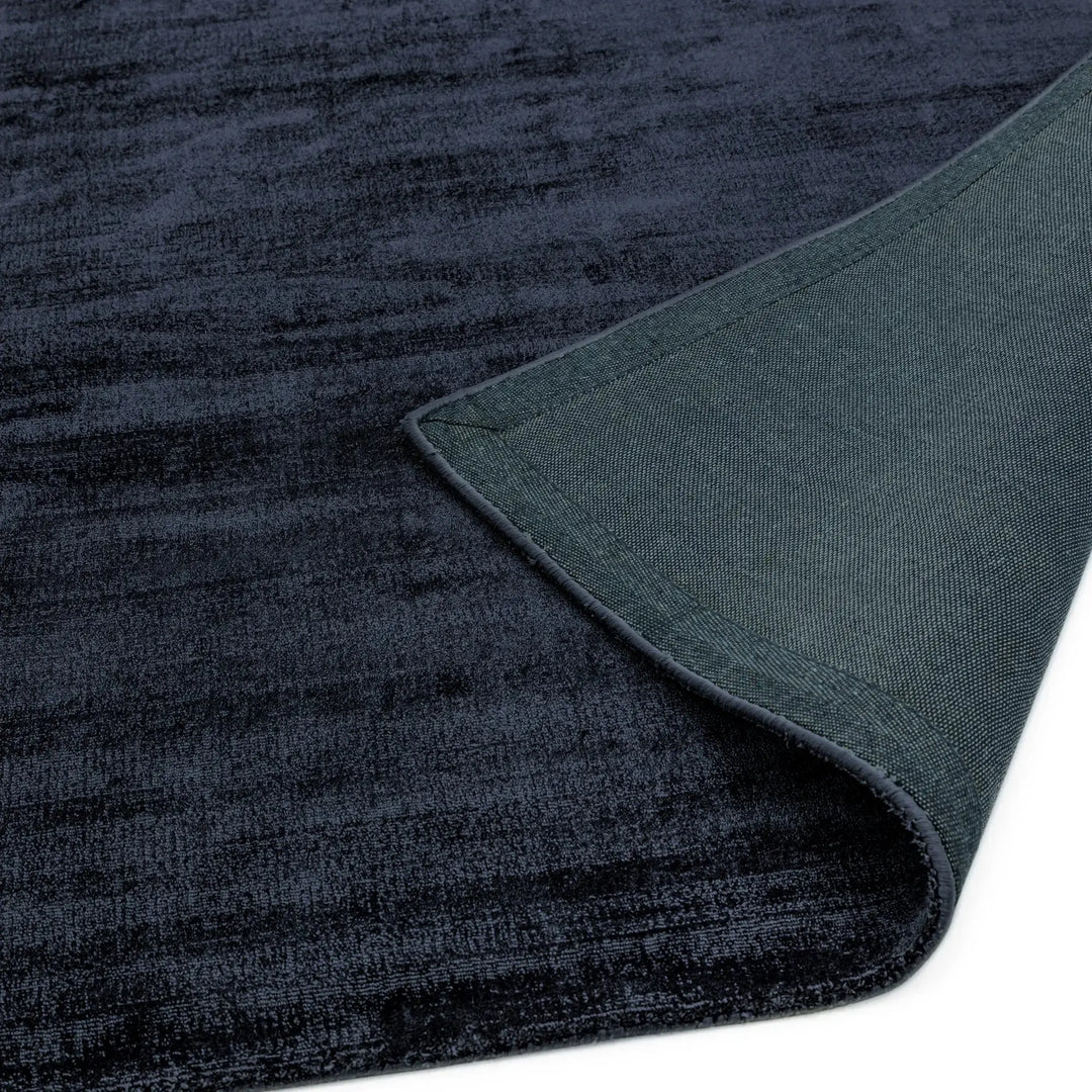 Blade Navy    beUNIQ