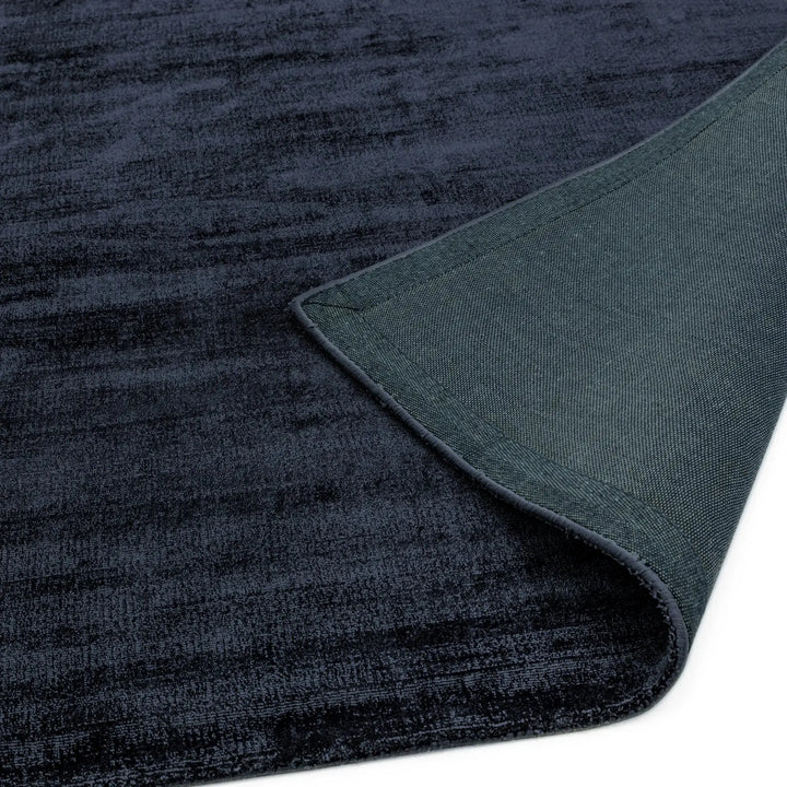 Blade Navy    beUNIQ