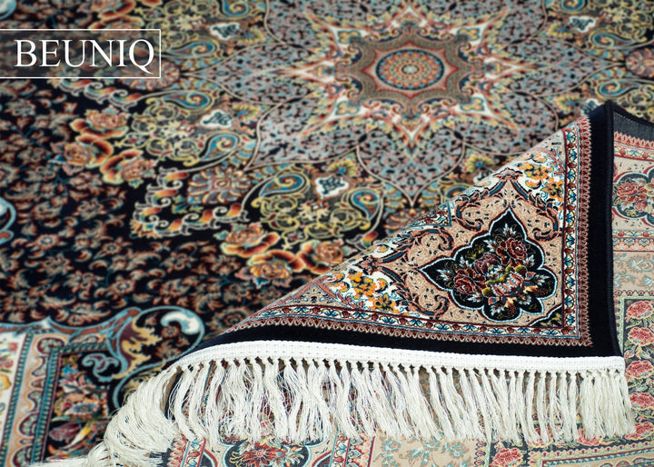 Flower Field Navy 607 - beUNIQ