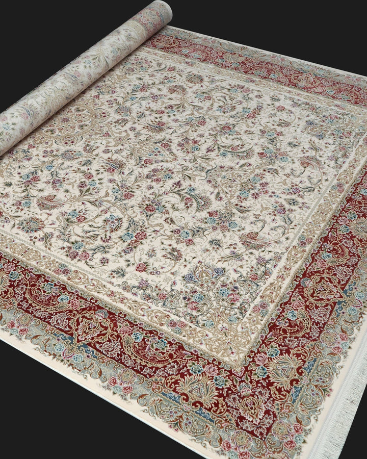 Graceful Cream – Classic Cream & Red Rug - beUNIQ