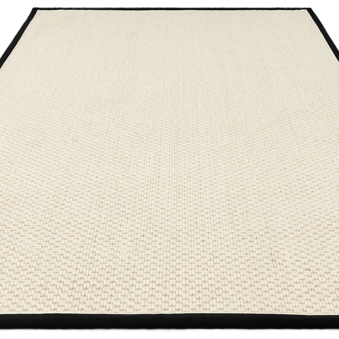 Korra Double Loop Charcoal Cream    beUNIQ