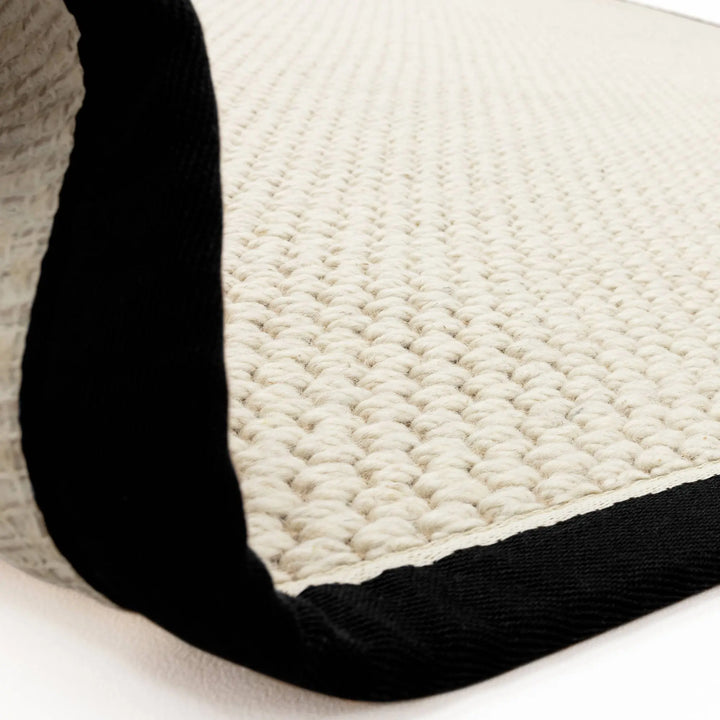 Korra Double Loop Charcoal Cream    beUNIQ