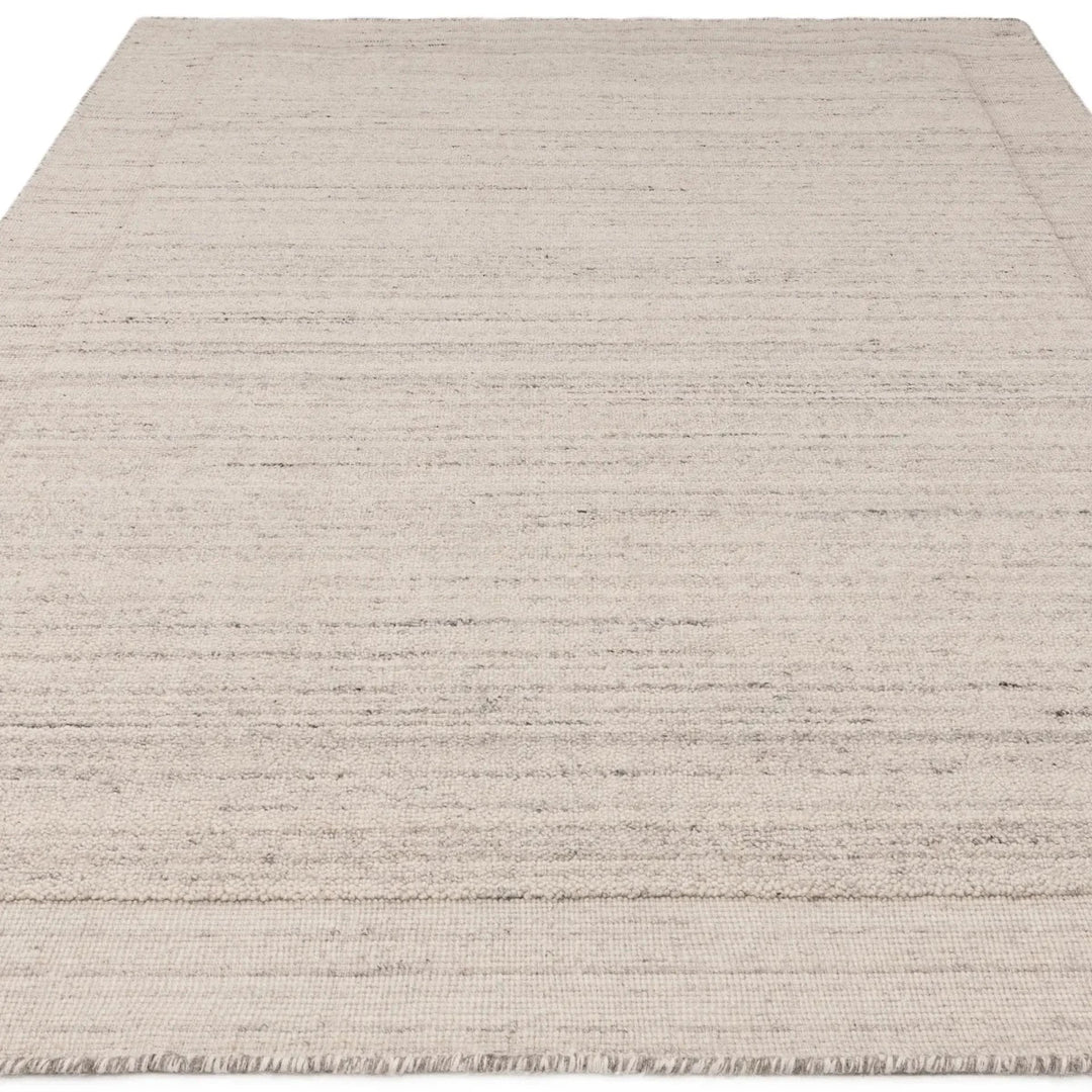 Larson - beUNIQ - asia1 - Ivory -