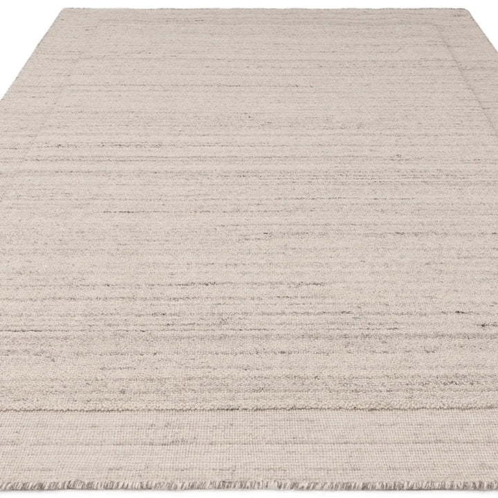 Larson - beUNIQ - asia1 - Ivory -