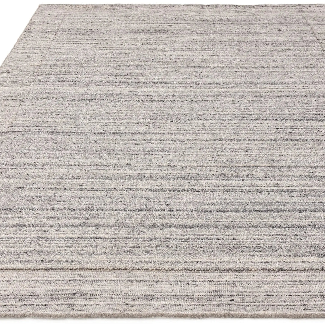 Larson Grey    beUNIQ