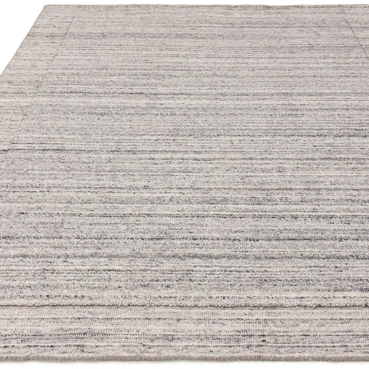 Larson Grey    beUNIQ