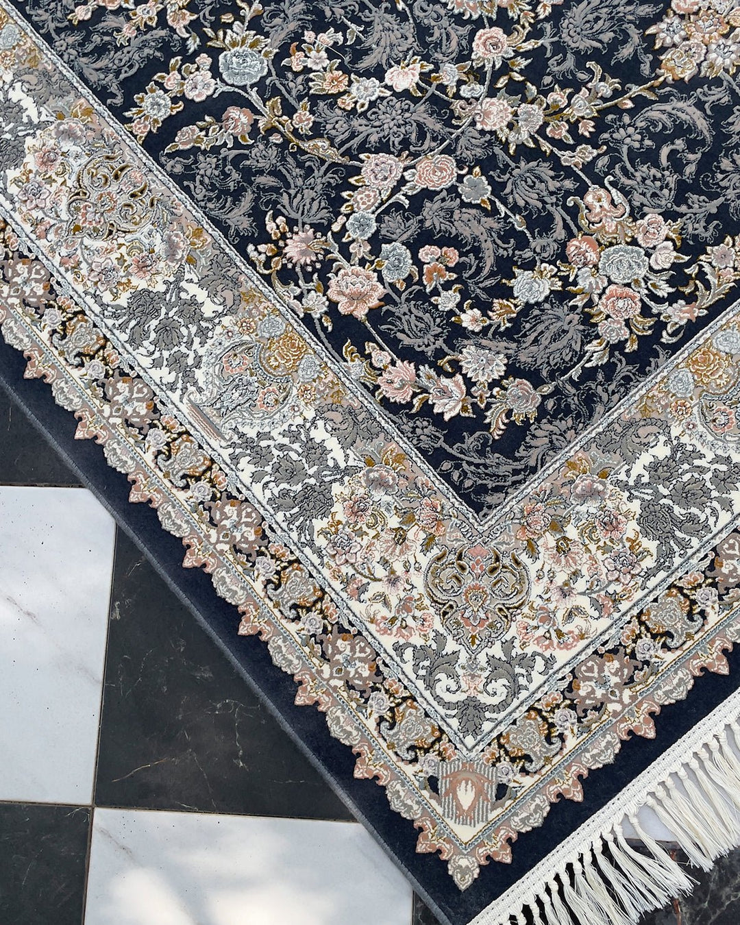 Mahsa Grey - beUNIQ.®