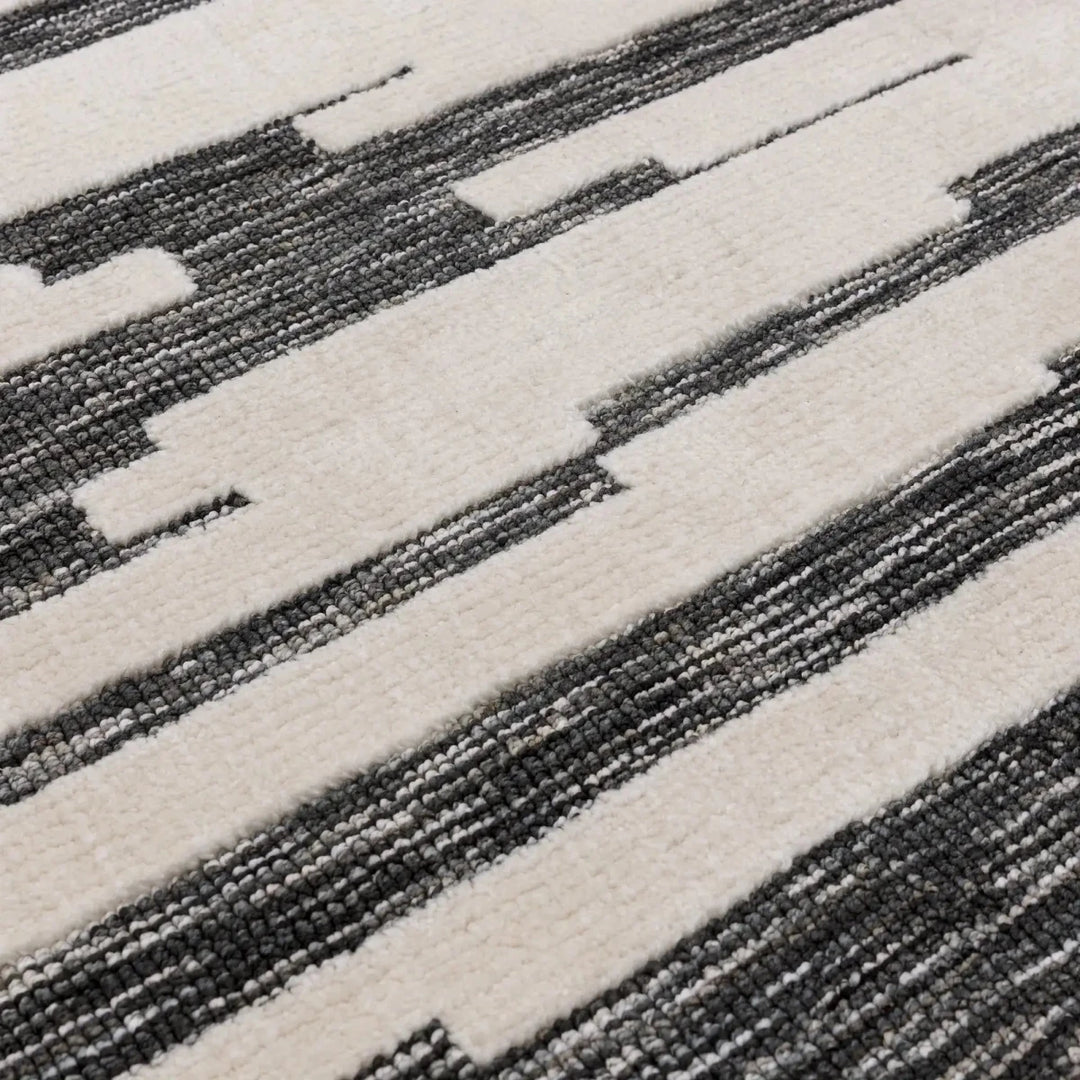 Mason Ikat Rug - beUNIQ - asia1 - 200x290cm -