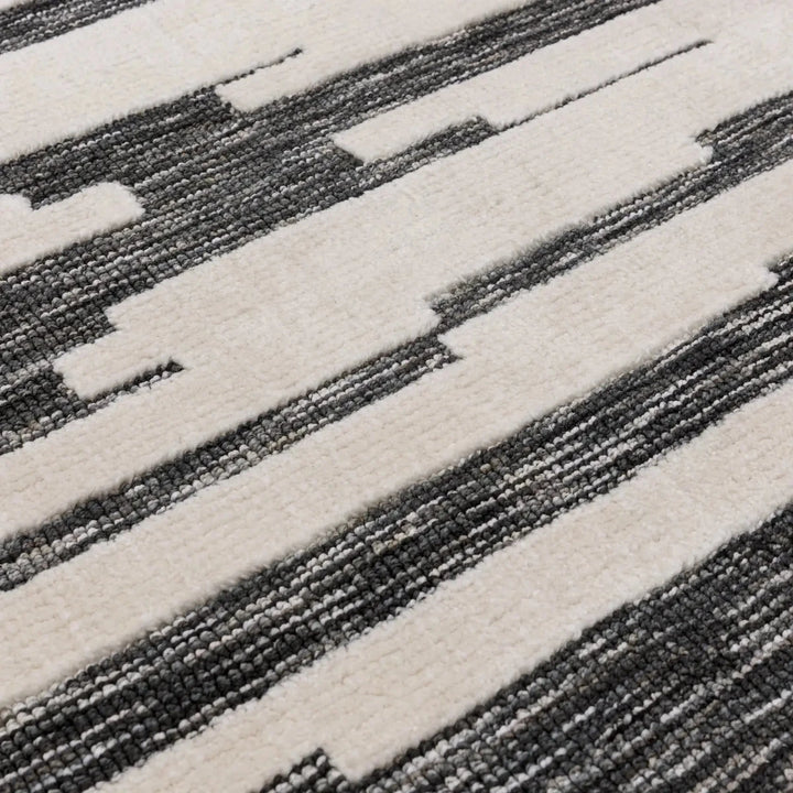 Mason Ikat Rug - beUNIQ - asia1 - 200x290cm -