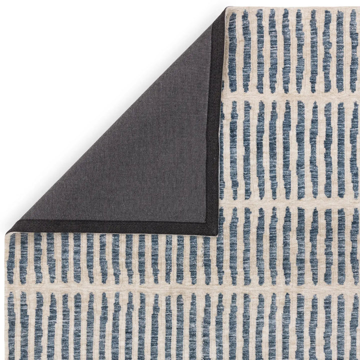 Mason Grid Rug    beUNIQ