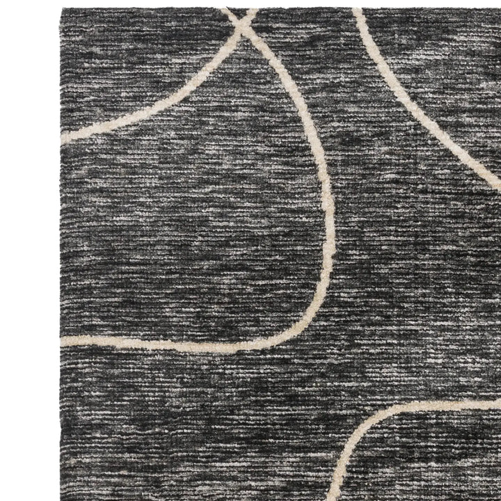 Mason Linear Rug    beUNIQ