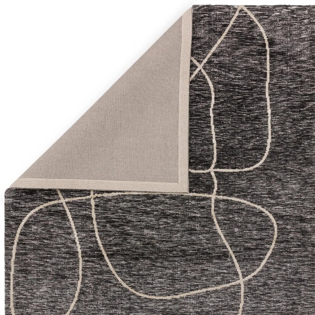 Mason Linear Rug    beUNIQ