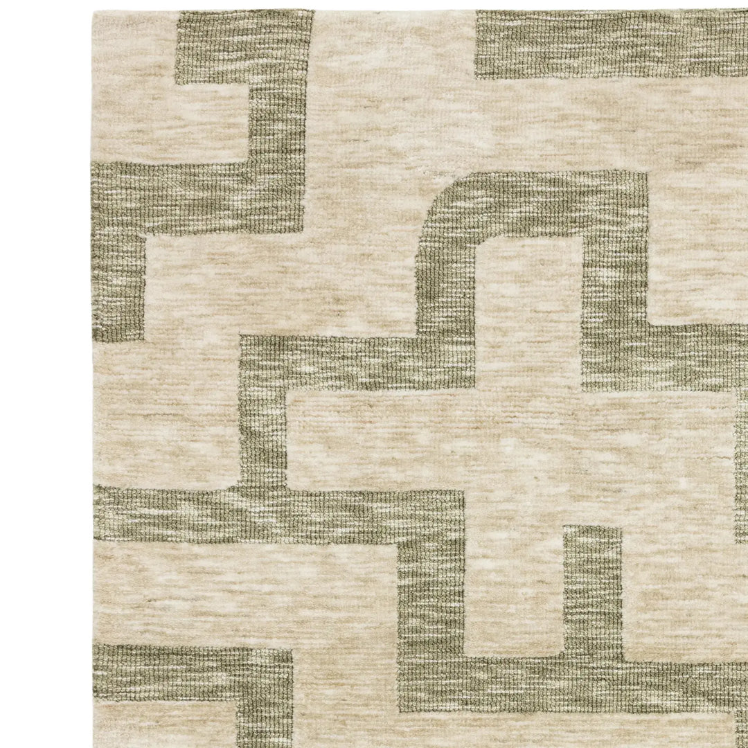 Mason Maze Rug    beUNIQ