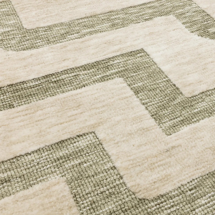 Mason Maze Rug    beUNIQ