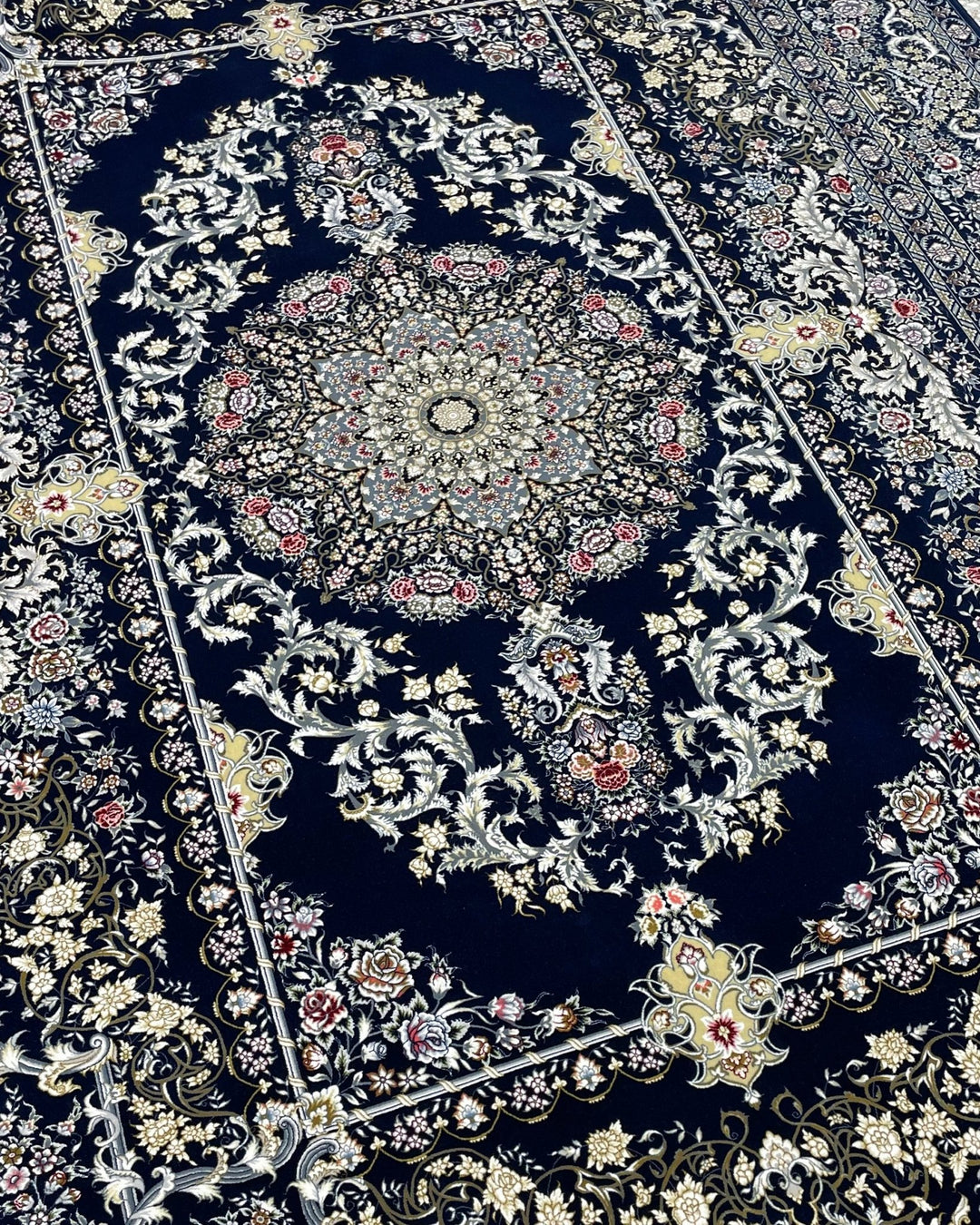 Midnight Elegance Navy Rug - beUNIQ.®