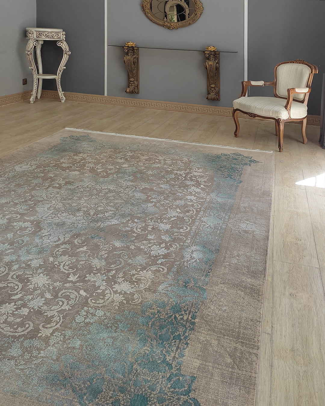 Antique Natural Modal