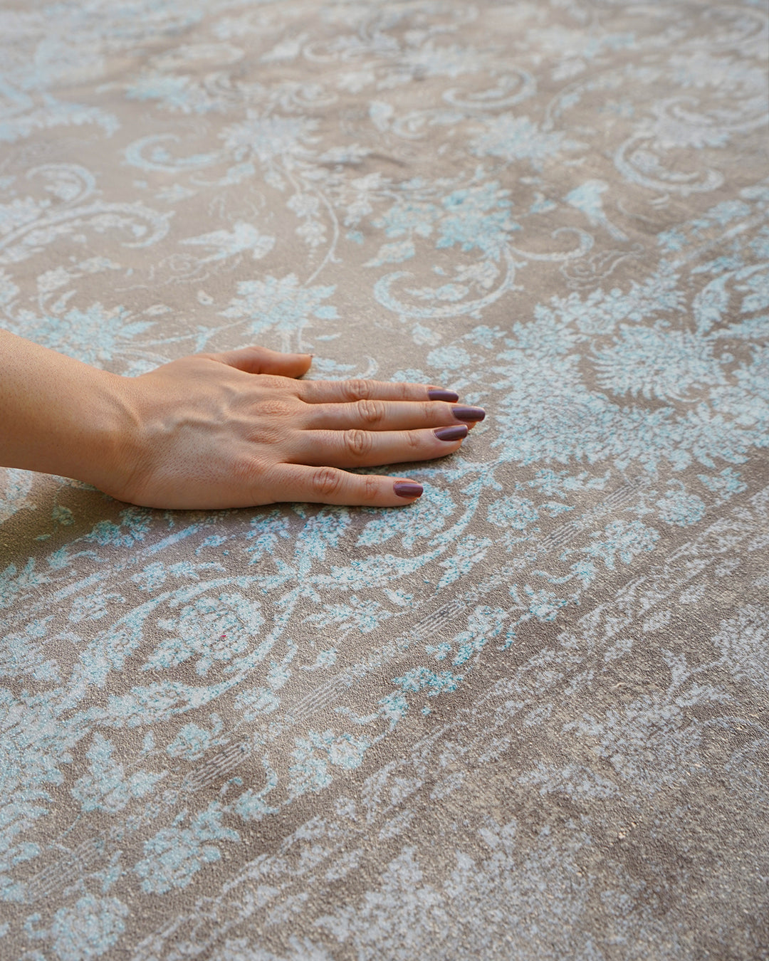 Antique Natural Modal