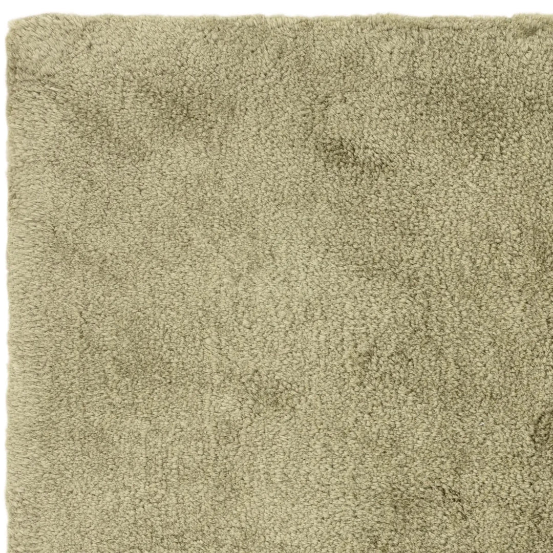 Opulence - beUNIQ - asia1 - Sage -