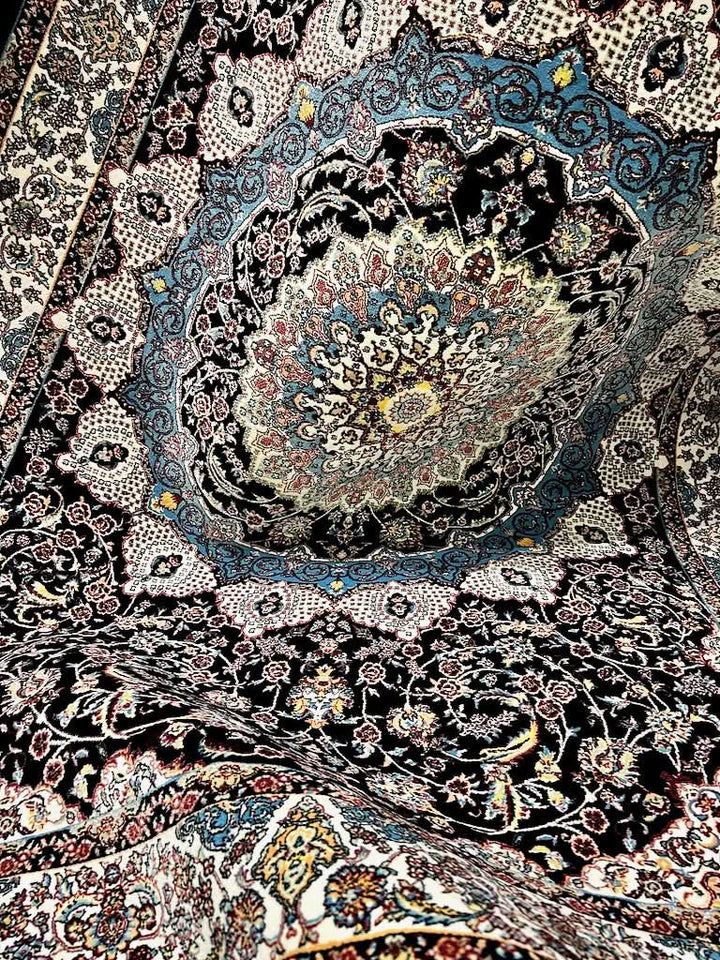 Oriental Area Rug – Highest Quality for Living Room &amp; Bedroom | Large &amp; Small Sizes | Affordable, Elegant &amp; Durable | VI009 - beUNIQ - [With - Fringe] - Round 150x150 cm - Black