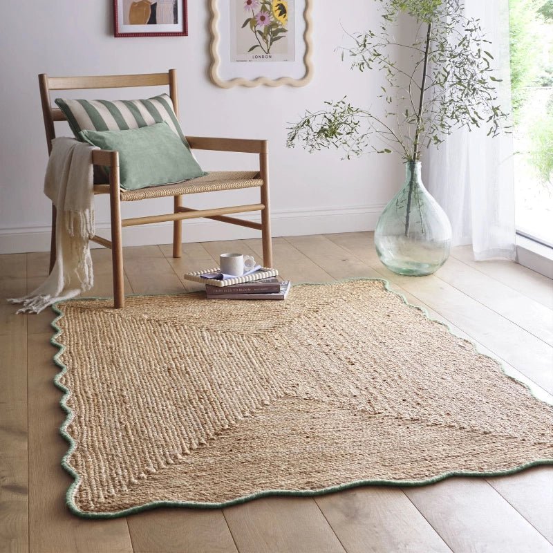 Origins Jute Rug Scalloped Edge with Green Border - beUNIQ - Created by Product Upload - 120x170 cm - Green Wool Border Rug