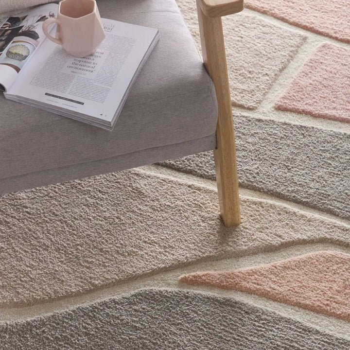 Origins Strata Abstract Area Rug Pink Grey Contemporary Style - beUNIQ - Abstract Area Rug - 120x170 cm - Contemporary Rug