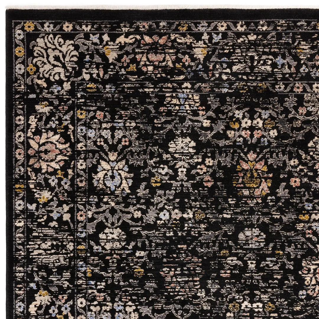 Sovereign Vintage Floral    beUNIQ